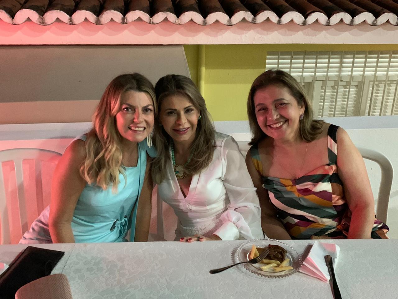 Tázia Varella Martins, Ariane Rocha Gaspar e Celeste Menezes