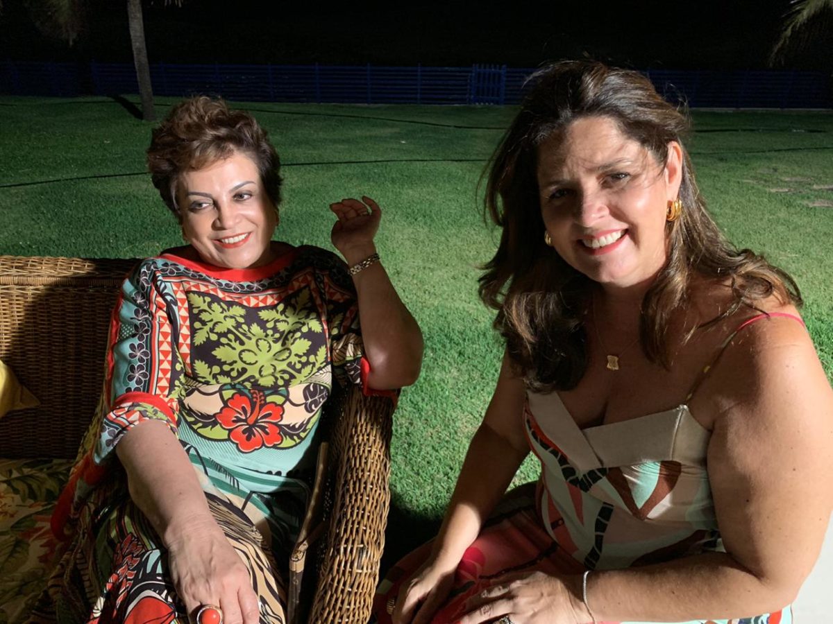 Gorete Tito em festa para a amiga Veruska Borges