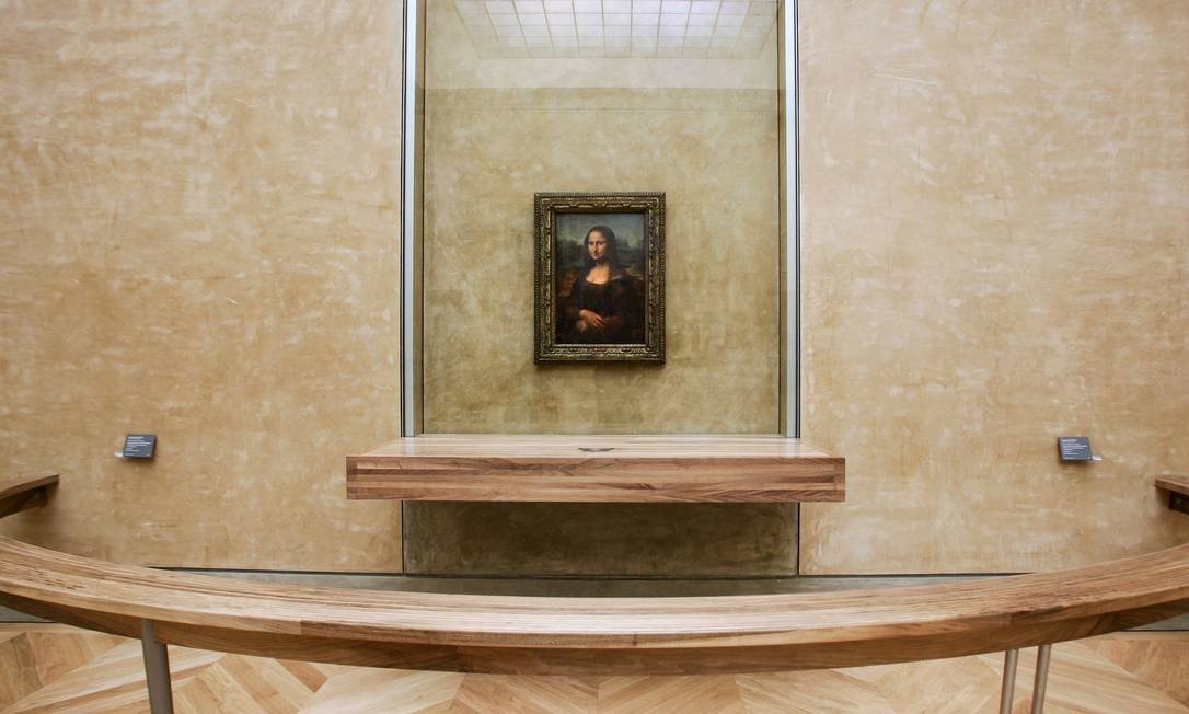 Mona Lisa de perto, sem multidão e sem vidro... o Louvre está vendendo essa experiência