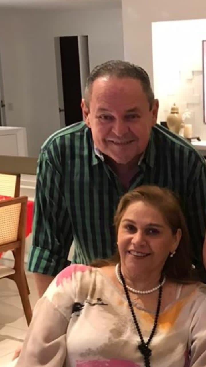 Beto Nelson dos Santos recebe bolo & guaraná da musa Rosa Melo Santos