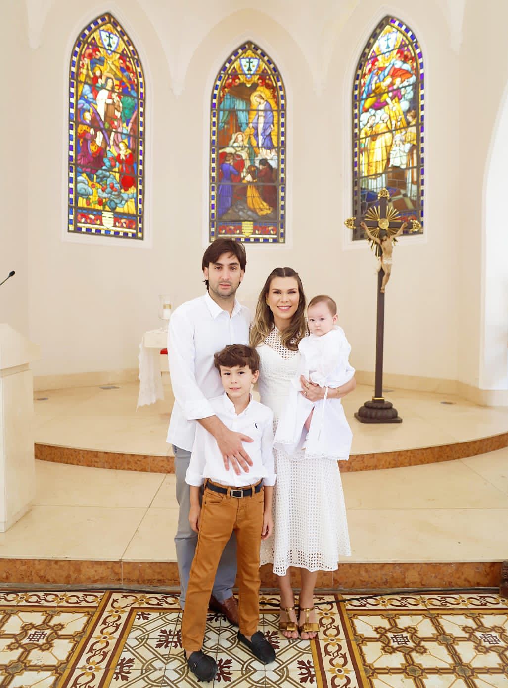 Robertinho e Fernanda com os filhos Davi e Maria