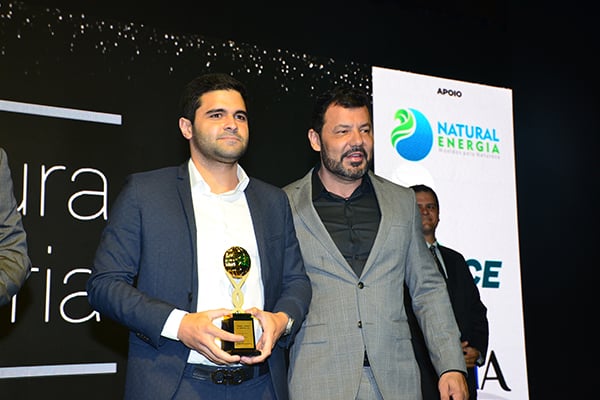 Matheus Shelman, da Dois A, recebeu a premiação em São Paulo 