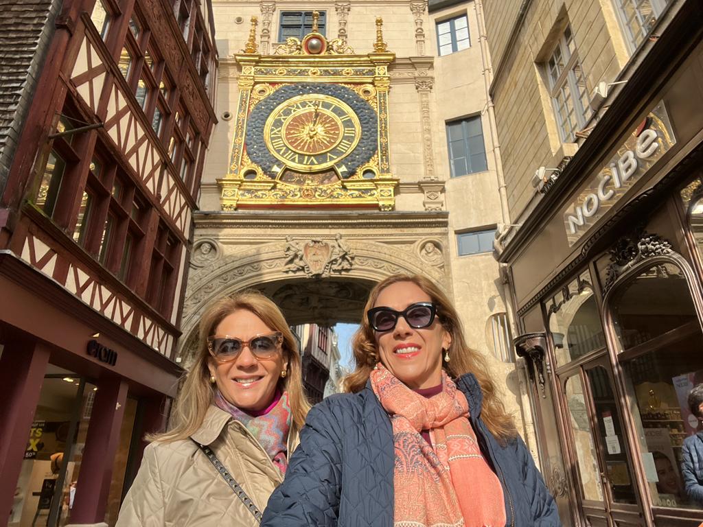 Cristiana Pinto e Maria Helene Melo no Gros Horloge de Rouen