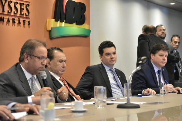 Walter Alves na reunião do MDB - Baleia Rossi ao lado direito - 28.08.19