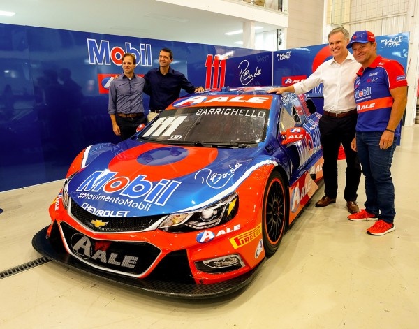 Executivos da ALE e o piloto Rubinho Barrichello_foto divulgacao