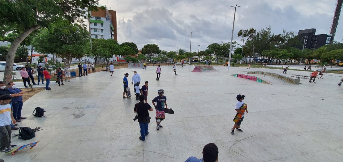 Skate Park na praça do Disco Voador - Foto de Manoel Barbosa